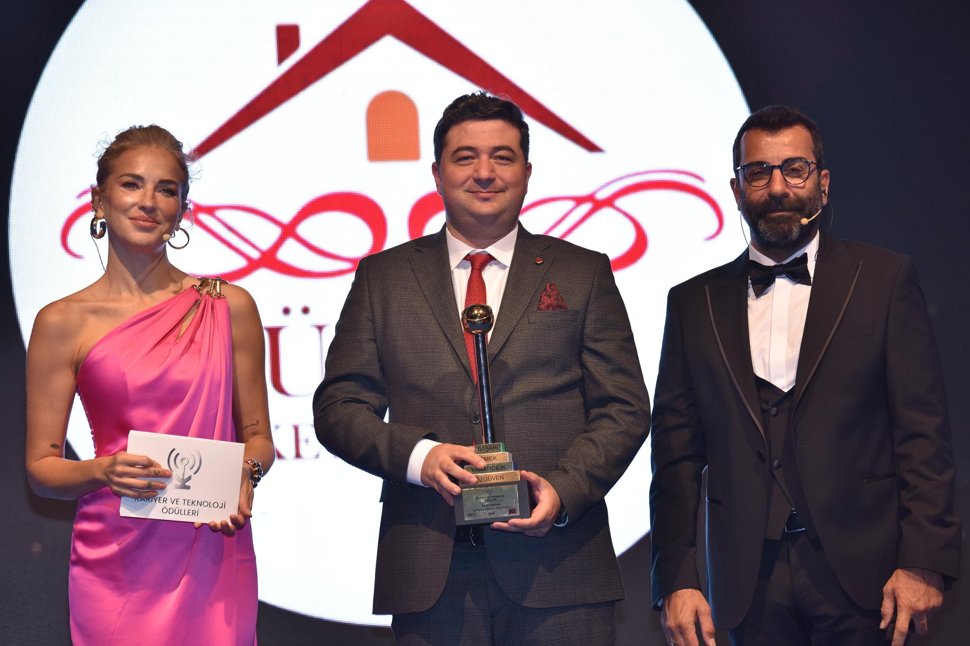 International Innovative Care Center Award Presented to Our Chairman Ülkü.